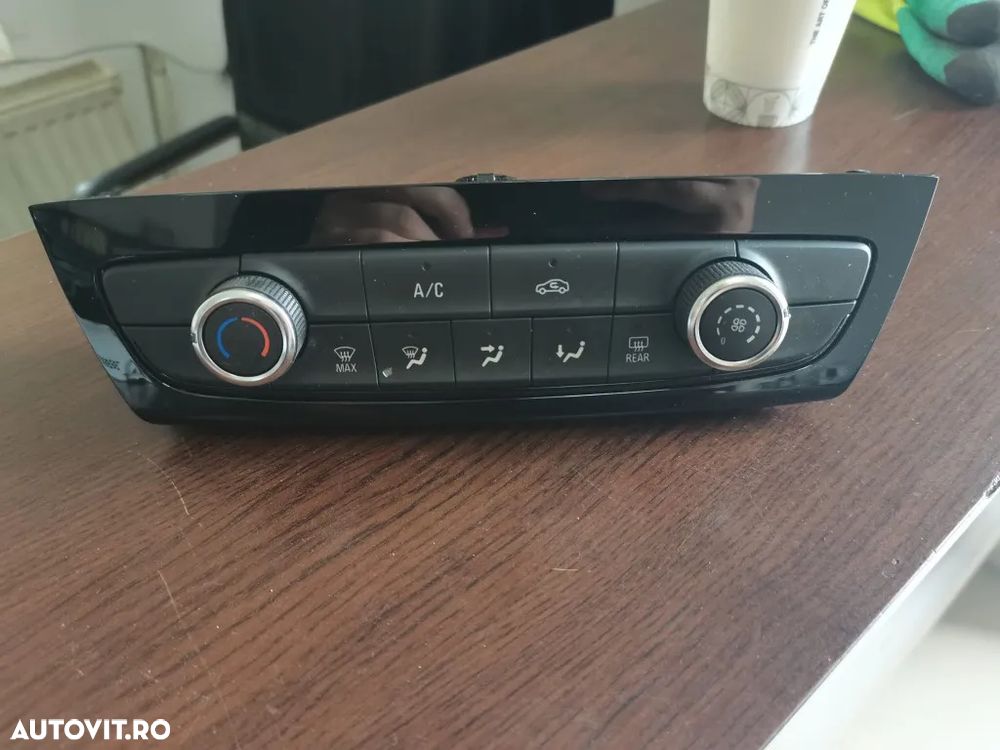 Panou de contro clima Opel Corsa F Cod 39231171 86758b03 - 1