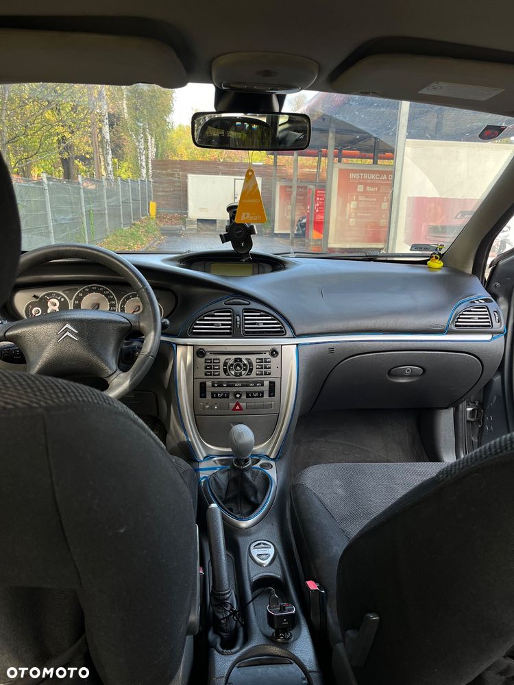 Citroën C5 II 1.6 HDi X - 8