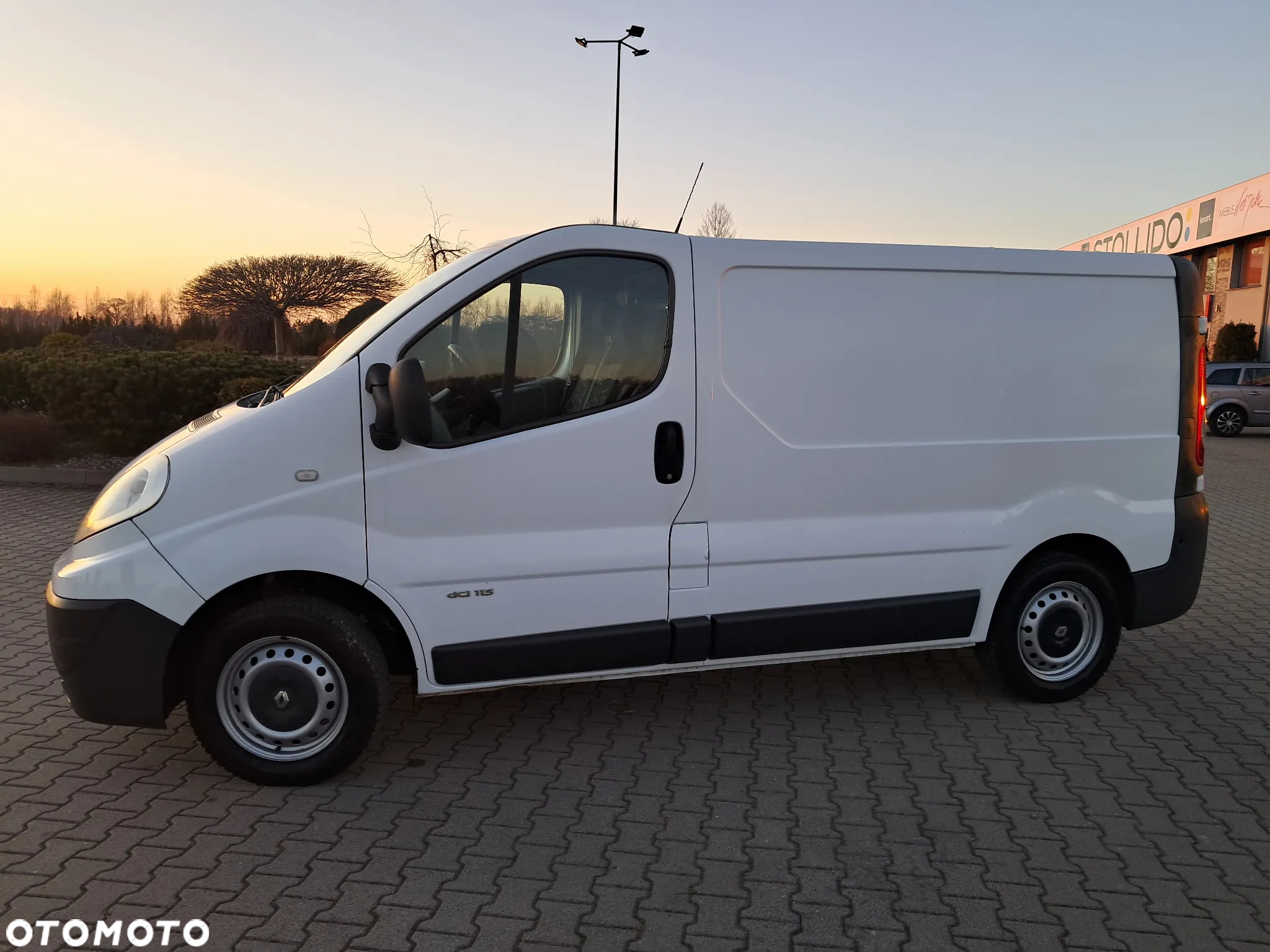 Renault TRAFIC - 13