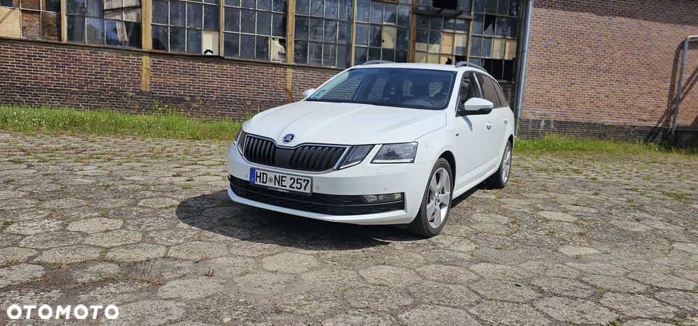 Skoda Octavia 2.0 TDI DSG Clever - 4