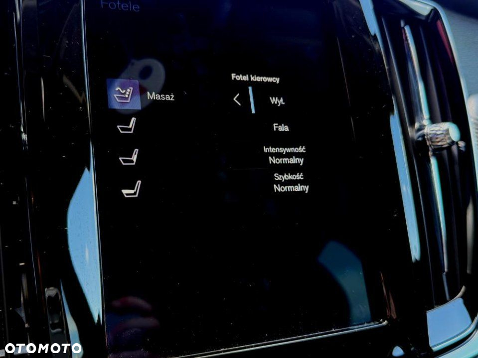 Volvo V90 Cross Country - 31