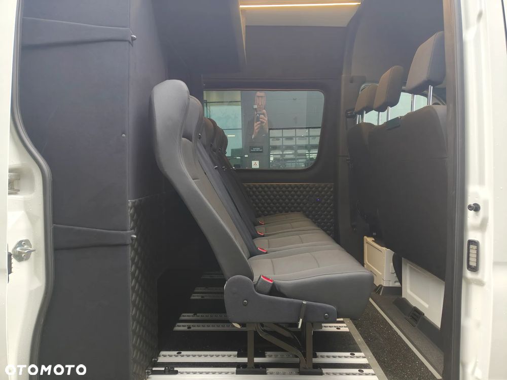 Mercedes-Benz Sprinter - 19