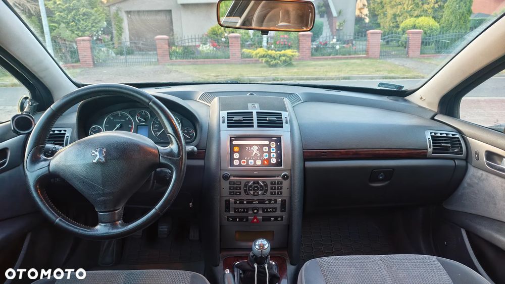 Peugeot 407 - 13