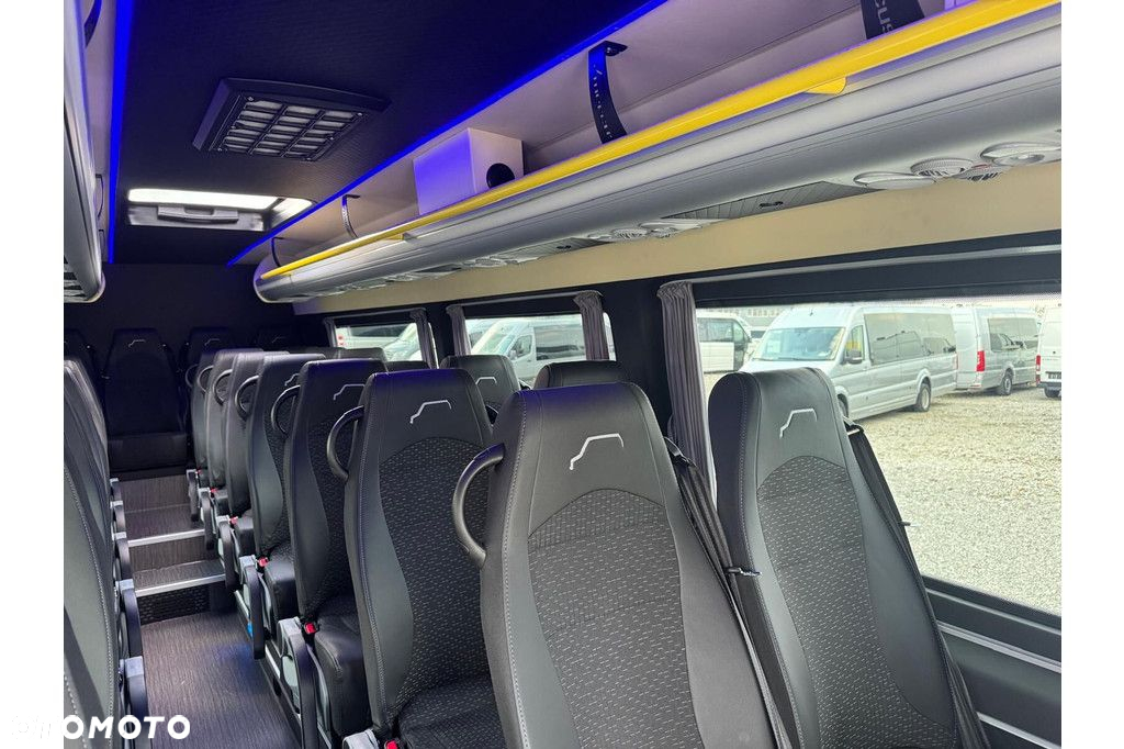 Mercedes-Benz Sprinter 519 - 16