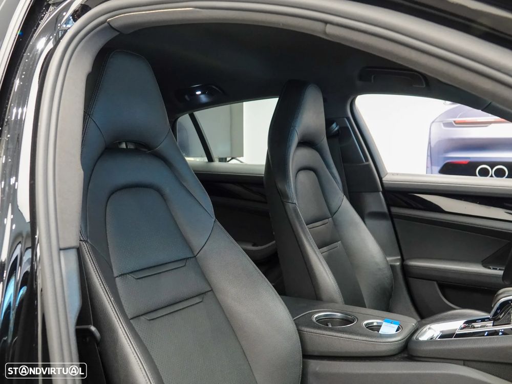 Porsche Panamera 4 E-Hybrid - 20