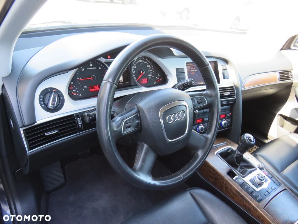 Audi A6 Avant - 20