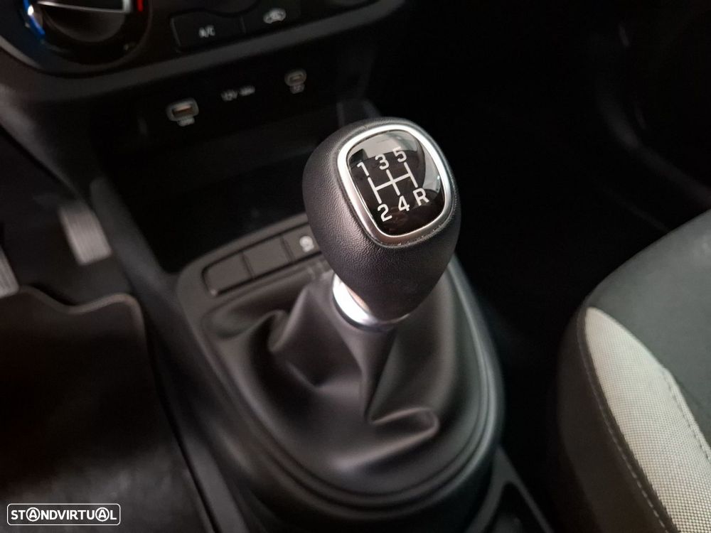 Hyundai i10 1.0 Comfort — fotografia 14
