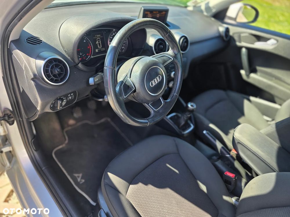 Audi A1 Sportback 1.6 TDI Ambition - 15
