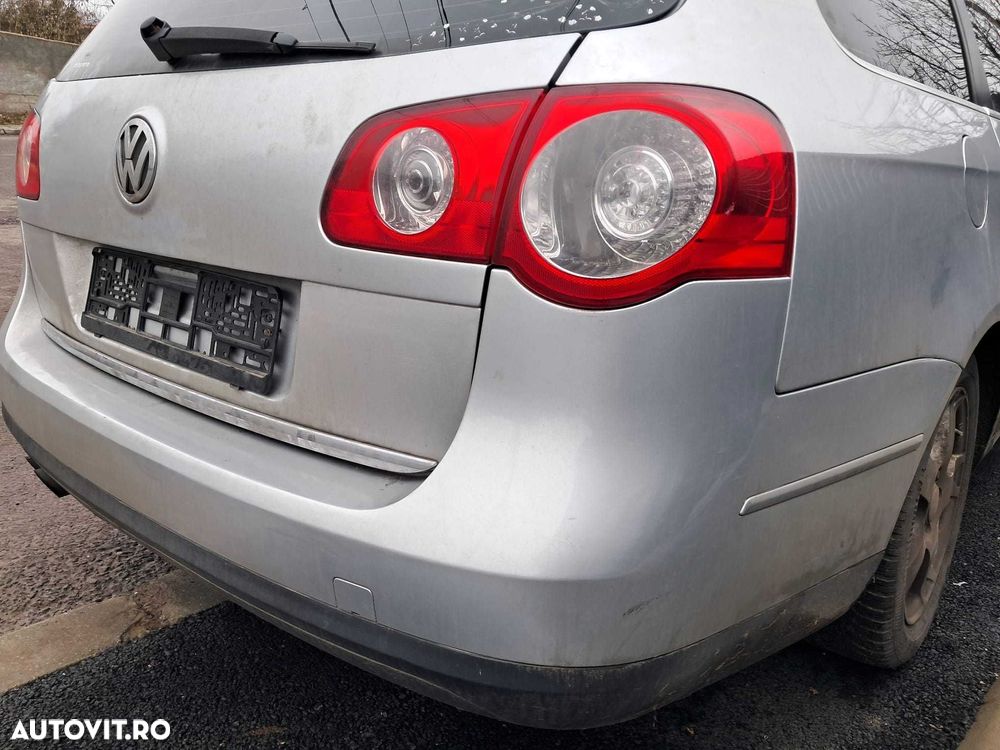 Vw Passat B6 break, bara spate cu ornamente, cod culoare LA7W - 3