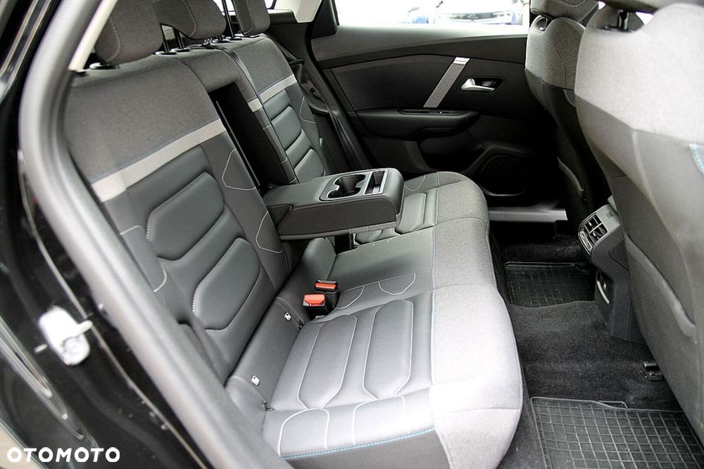 Citroën C4 1.2 PureTech Shine S&S EAT8 - 23