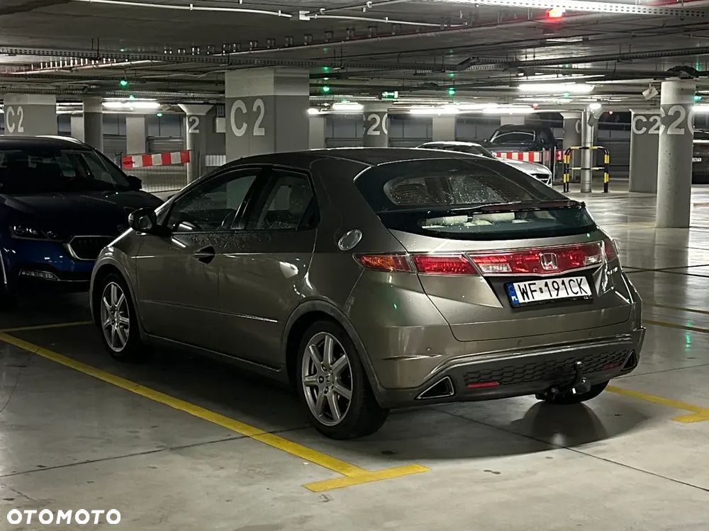 Honda Civic 1.8 Sport - 13