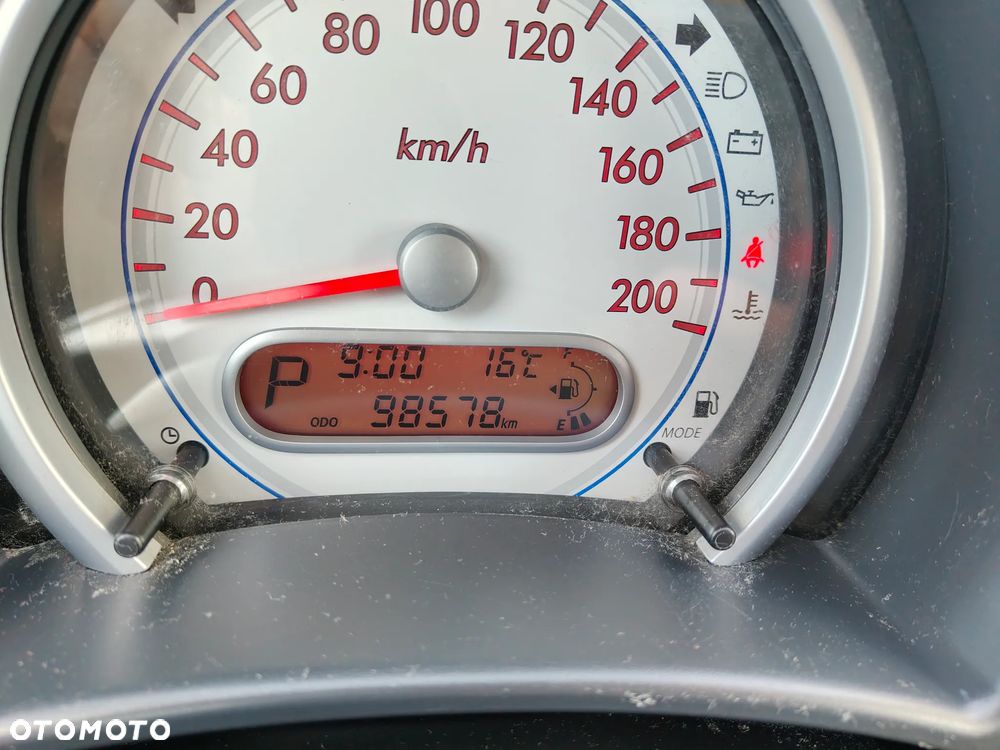 Suzuki Splash - 18