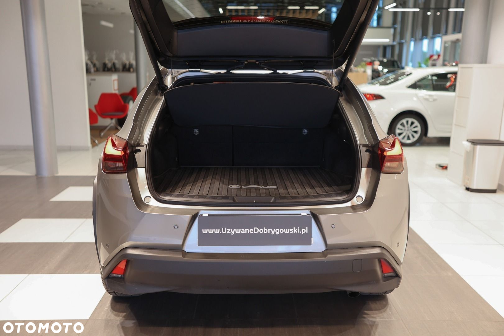 Lexus UX - 35