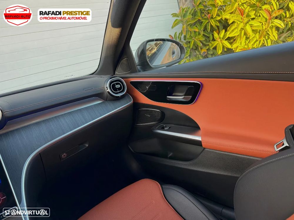 Mercedes-Benz C 300 e AMG Line - 26