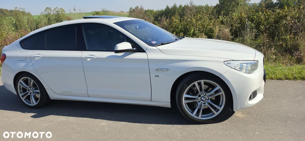 BMW 5GT - 13