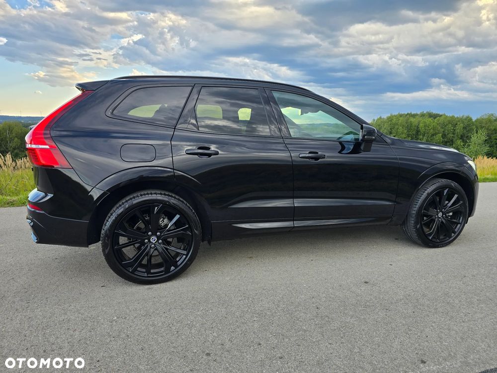 Volvo XC 60 B5 B AWD Plus Dark - 16