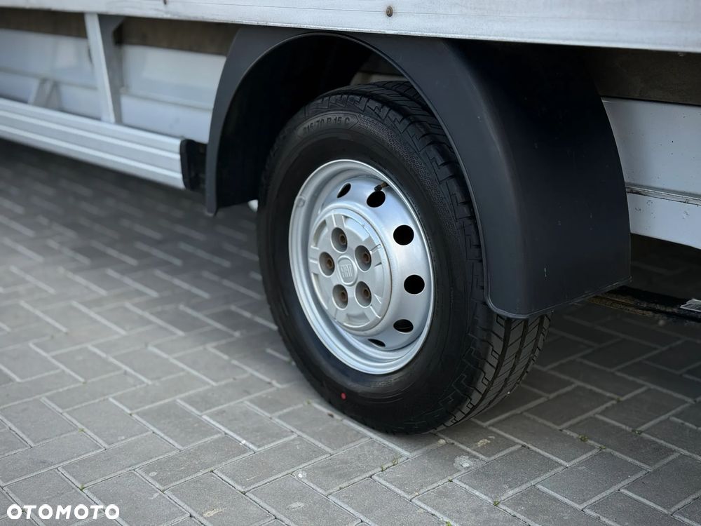 Fiat Ducato 2.3 131KM / Kontener 4,2m 8EP + Winda Palfinger 750kg / 250.476KM PRZEBIEG / 2019 ROK PRODUKCJI / ZAREJESTROWANY W PL / PO PRZEGLĄDZIE UDT / GOTOWY DO PRACY ! - 23