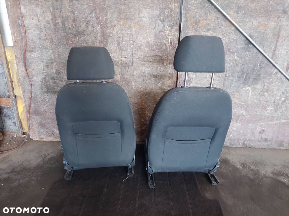 FOTEL FOTELE KOMPLET LEWY PRAWY KANAPA TYŁ + BOCZKI SKODA OCTAVIA II HB 5D - 8