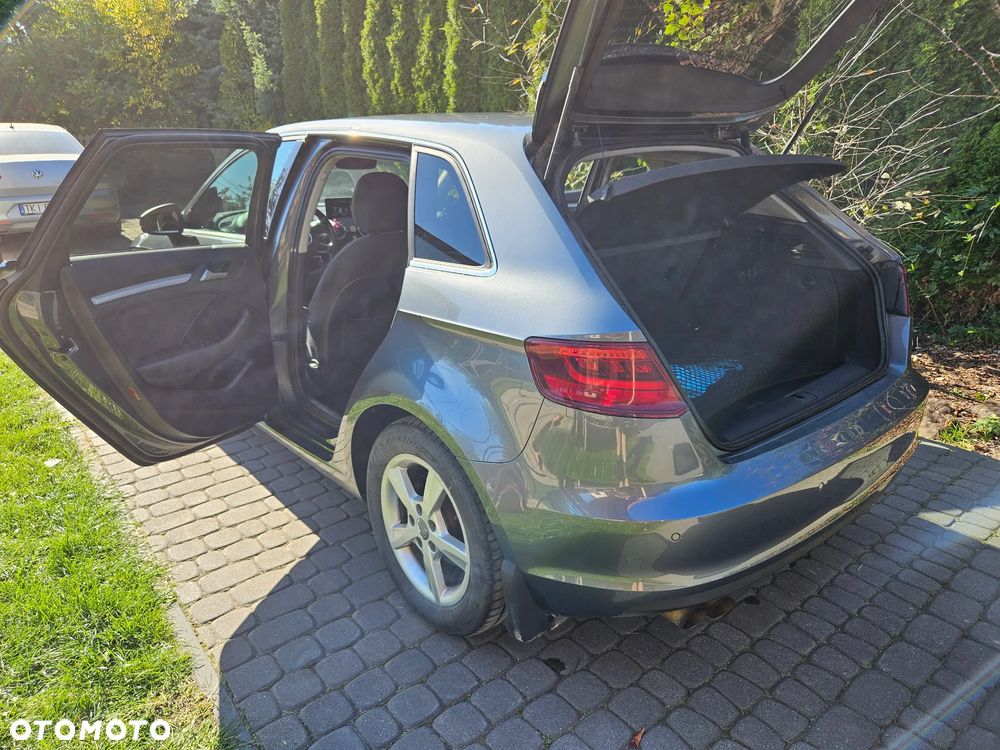 Audi A3 Sportback - 7