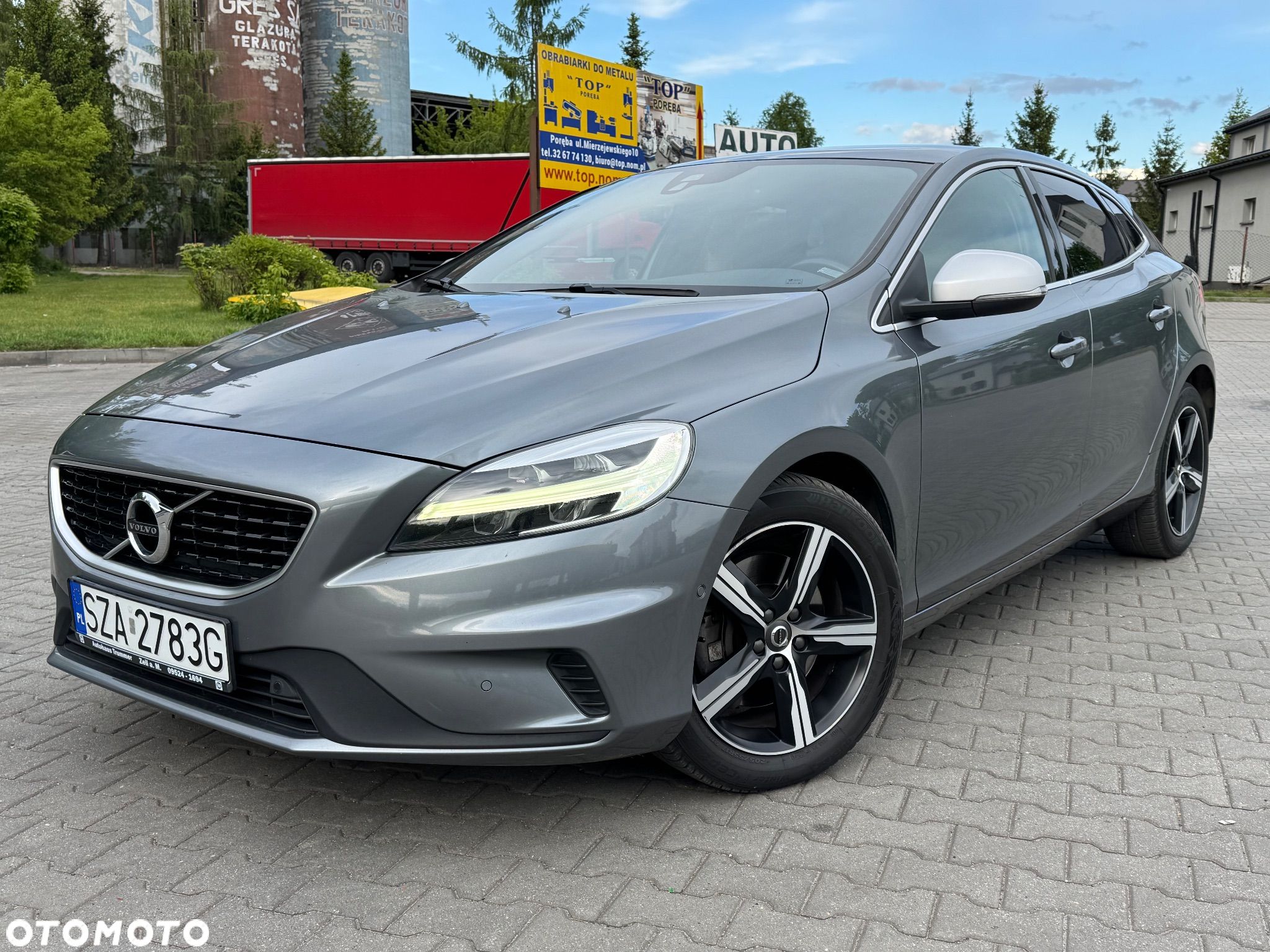 Volvo V40 D3 Geartronic RDesign - 1