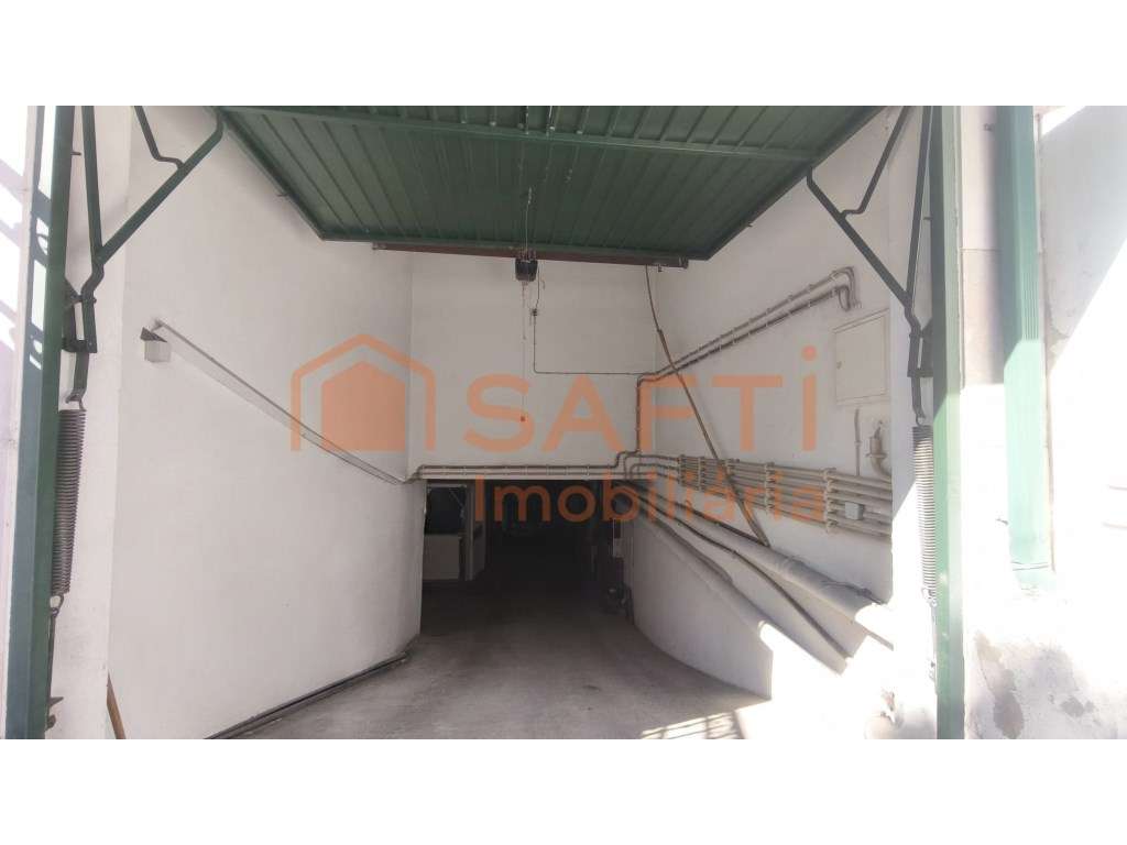 Quatro Garagens Box em Torres Novas - Grande imagem: 5/6