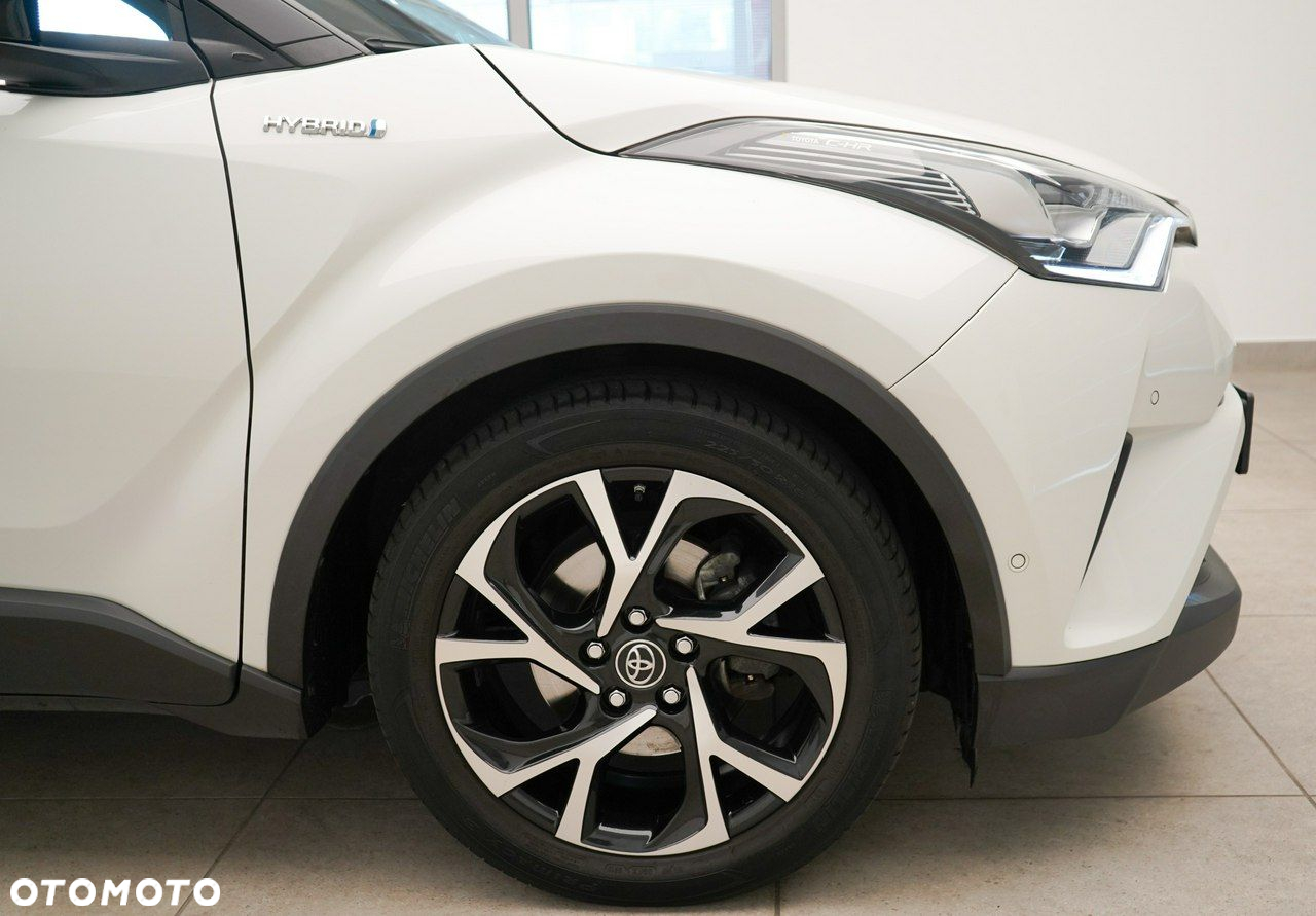 Toyota C-HR - 12