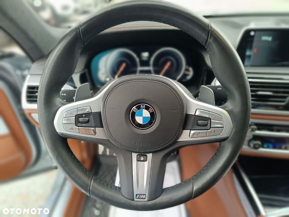 BMW Seria 7 - 21