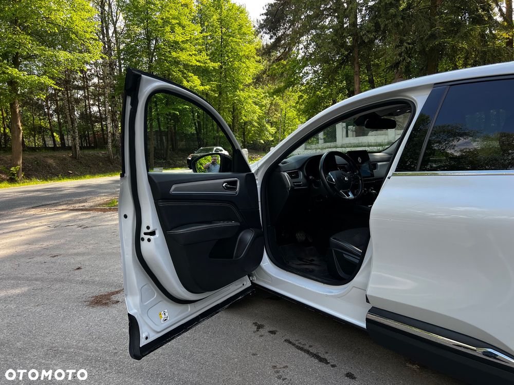 Renault Arkana 1.6 E-TECH Zen MMT - 18
