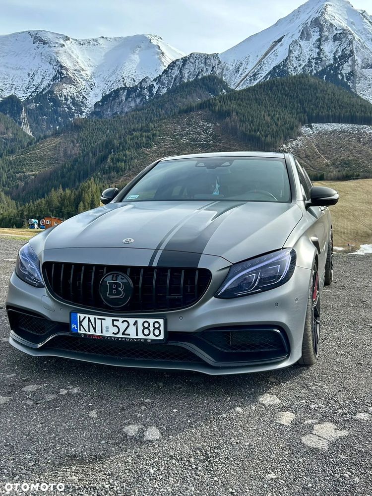 Mercedes-Benz Klasa C AMG 63 - 12
