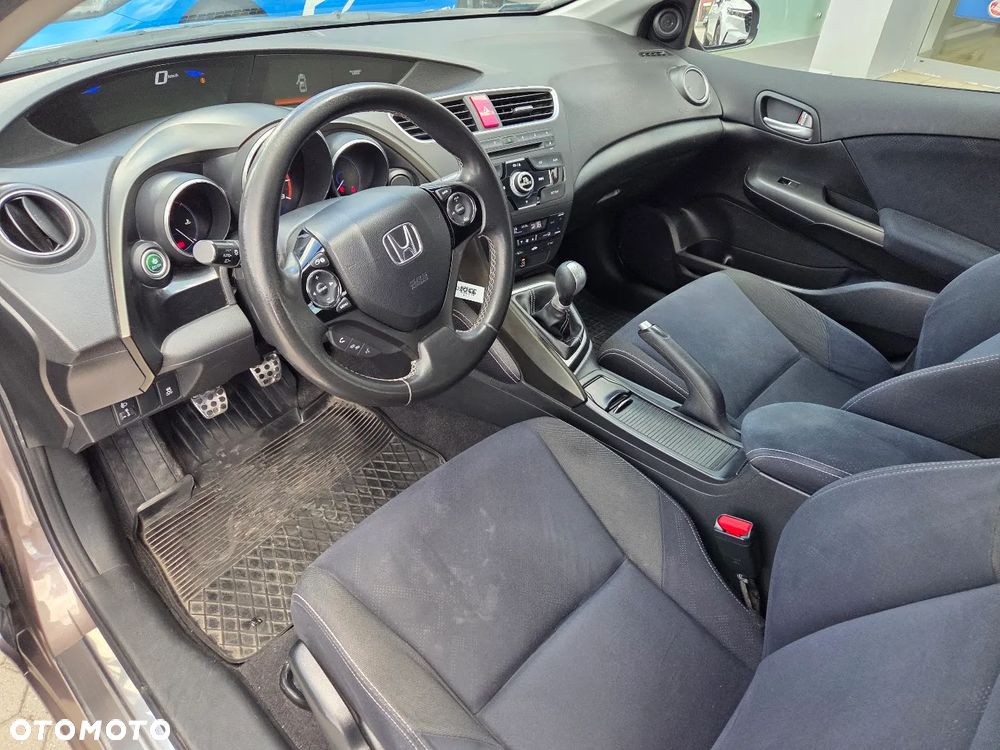 Honda Civic 1.4 Sport - 12