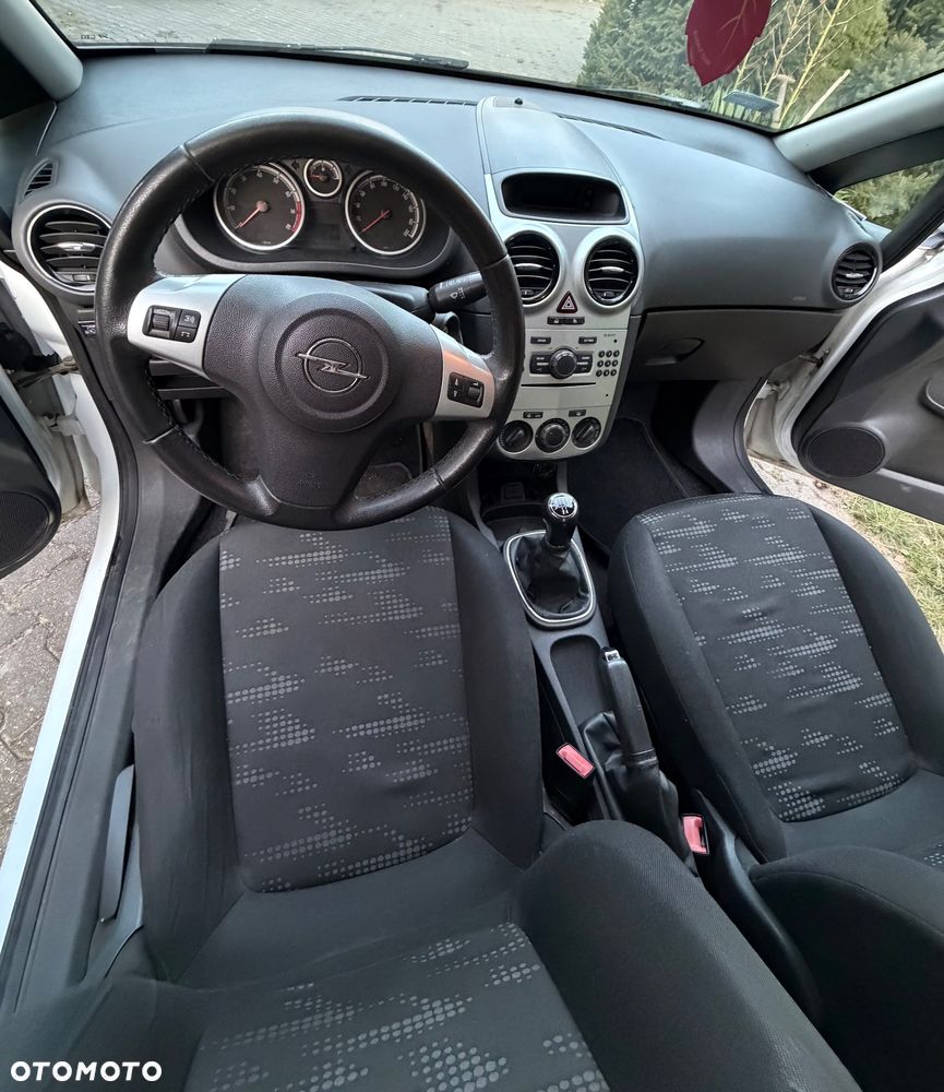 Opel Corsa - 10