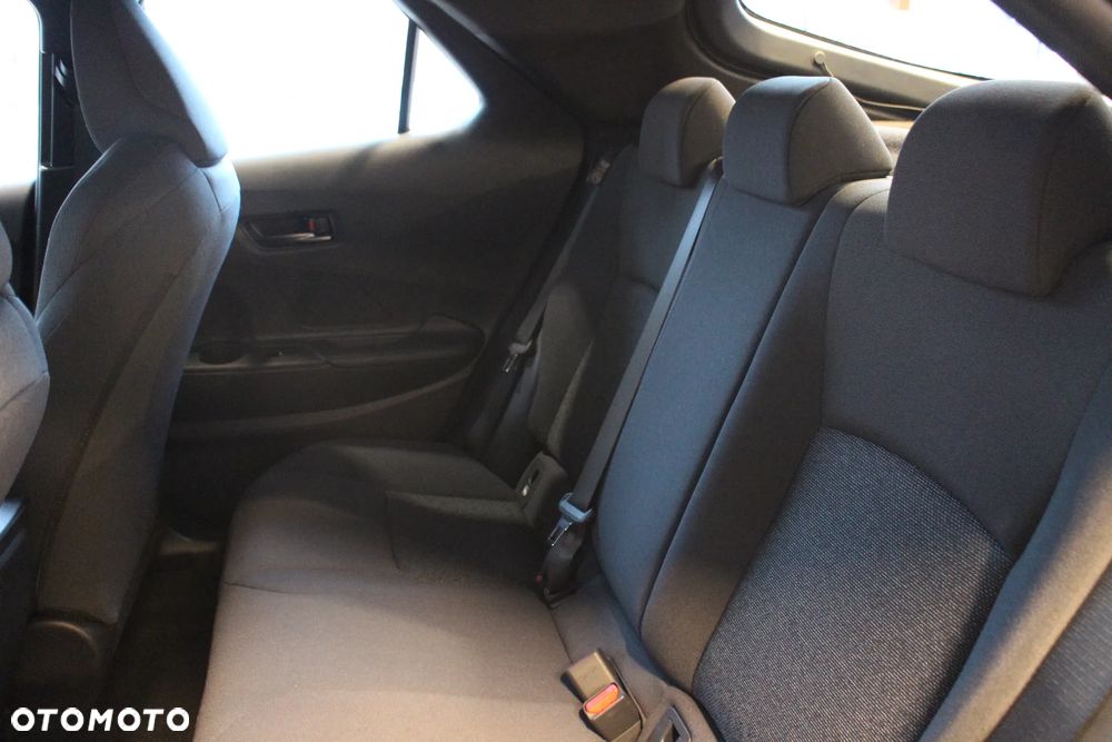 Toyota C-HR ver-1-8-hybrid-comfort - 6