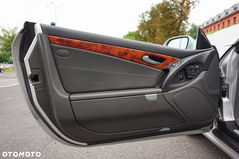 Mercedes-Benz SL - 20
