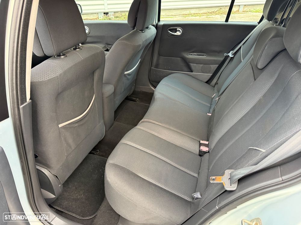 Renault Mégane 1.4 Privilège - 8