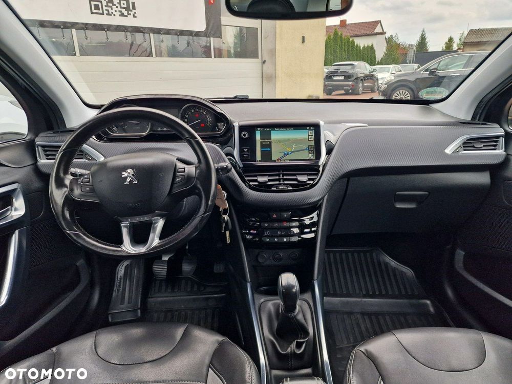 Peugeot 2008 1.6 VTi Allure - 18