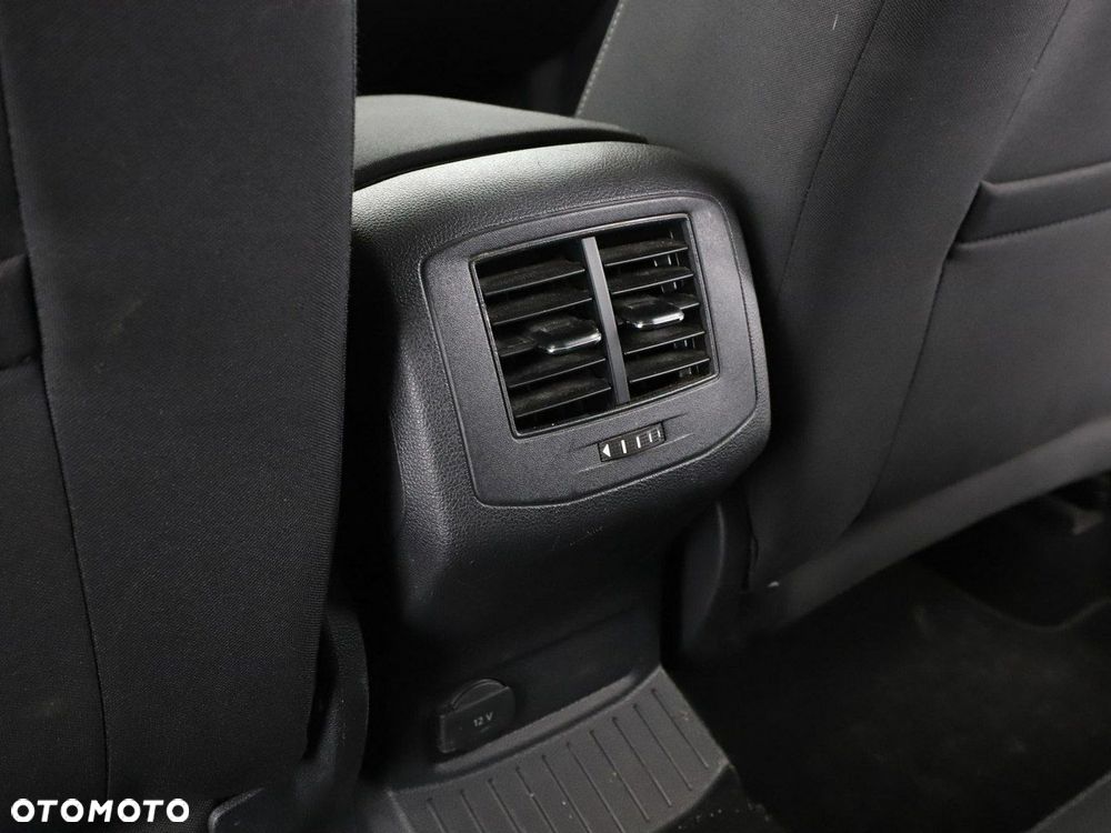 Volkswagen T-Roc 2.0 TDI Style DSG - 36