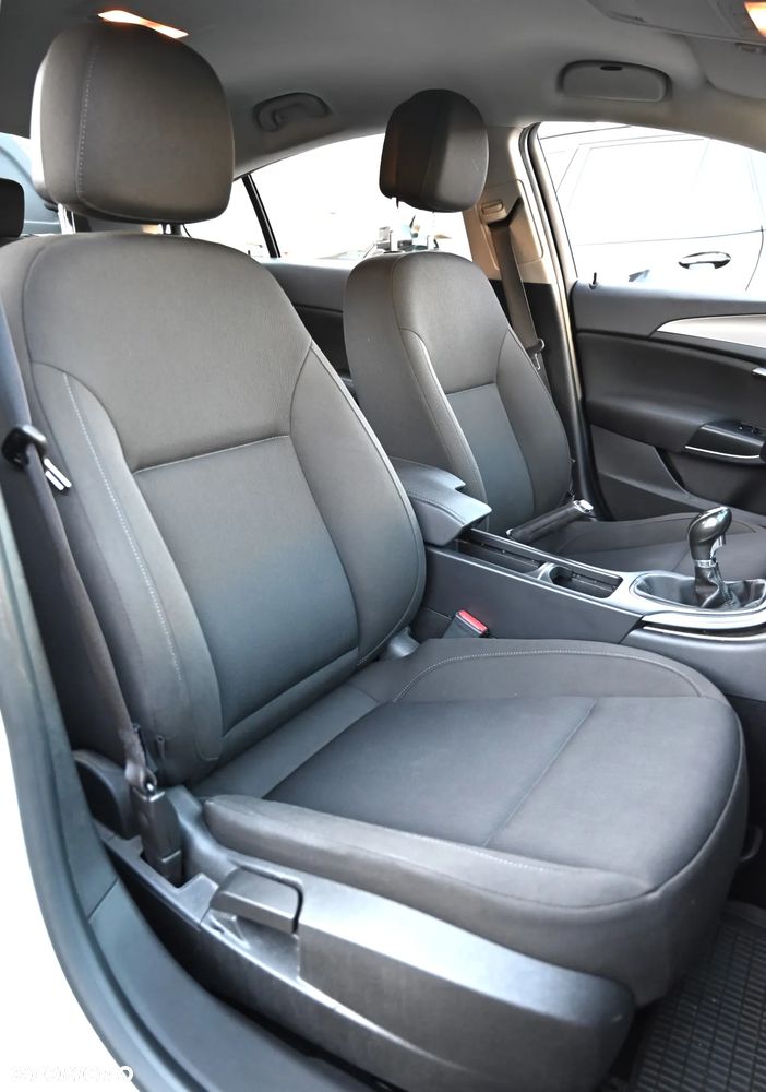 Opel Insignia - 33