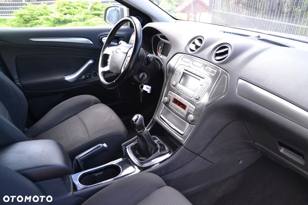 Ford Mondeo 2.0 Viva Titanium - 29