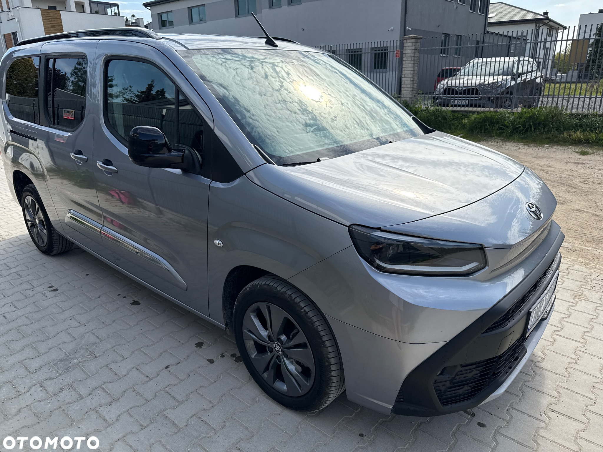 Toyota Proace City Verso 1.5 D-4D Family - 10