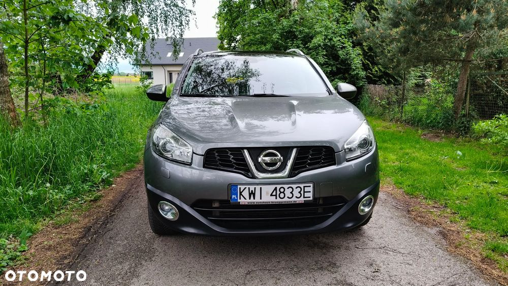 Nissan Qashqai - 1