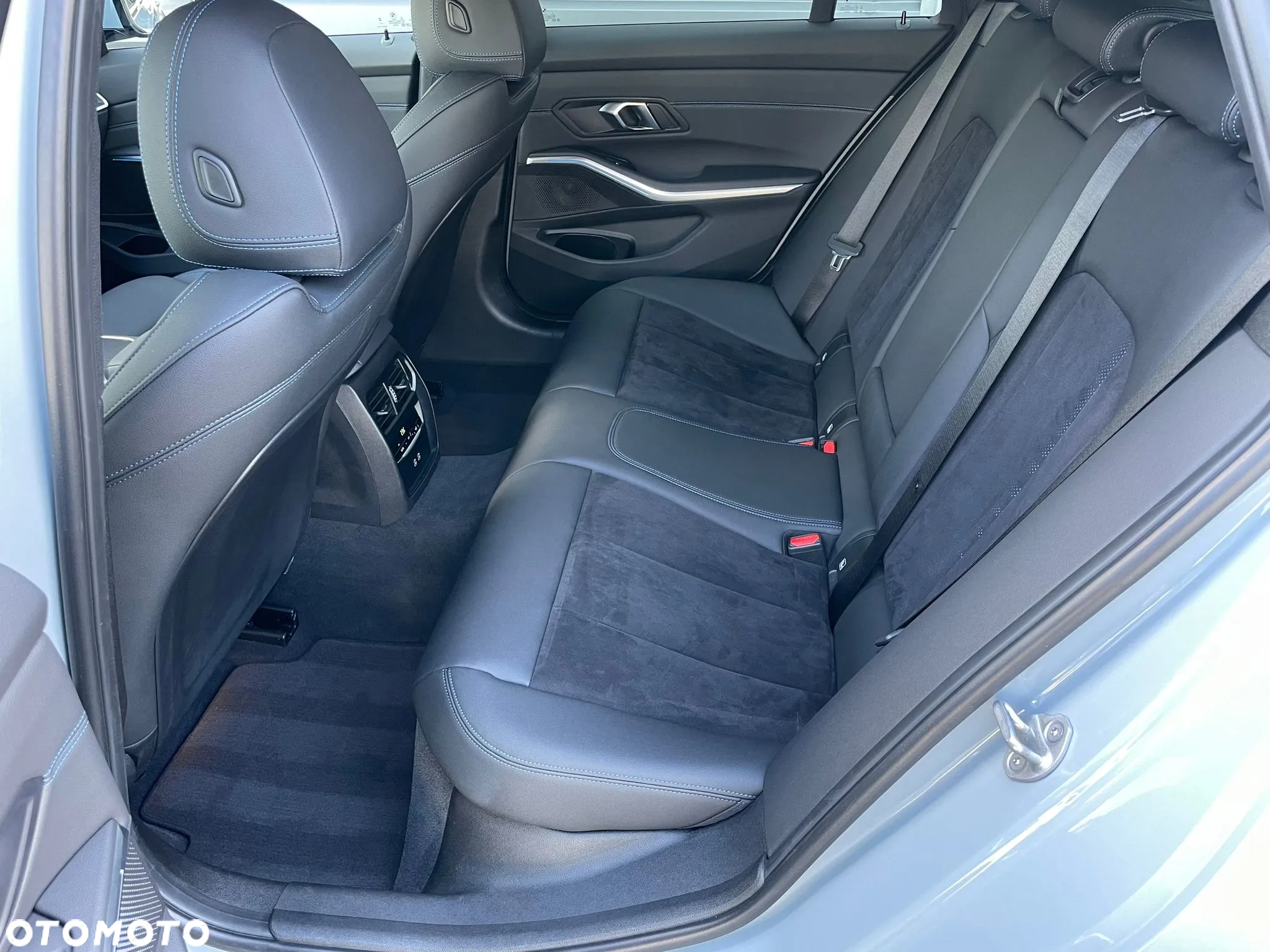 BMW Seria 3 320d Touring xDrive M Sport - 21