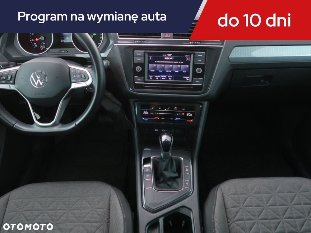 Volkswagen Tiguan - 14