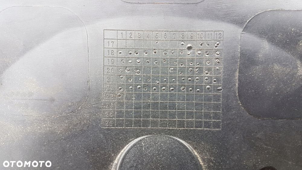 blenda klapy bagażnika nissan leaf ii 17- - 14