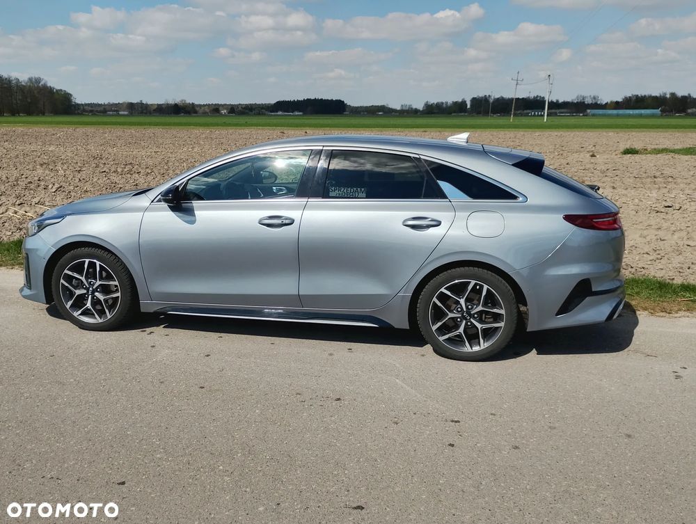 Kia ProCeed - 2