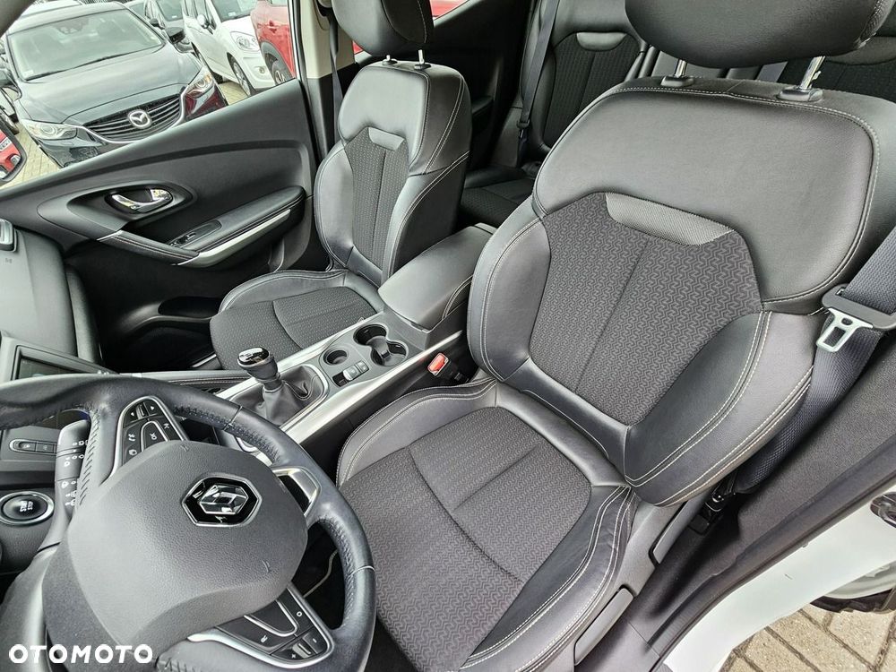 Renault Kadjar 1.2 Energy TCe Adventure - 19