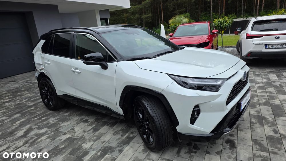 Toyota RAV4 - 16