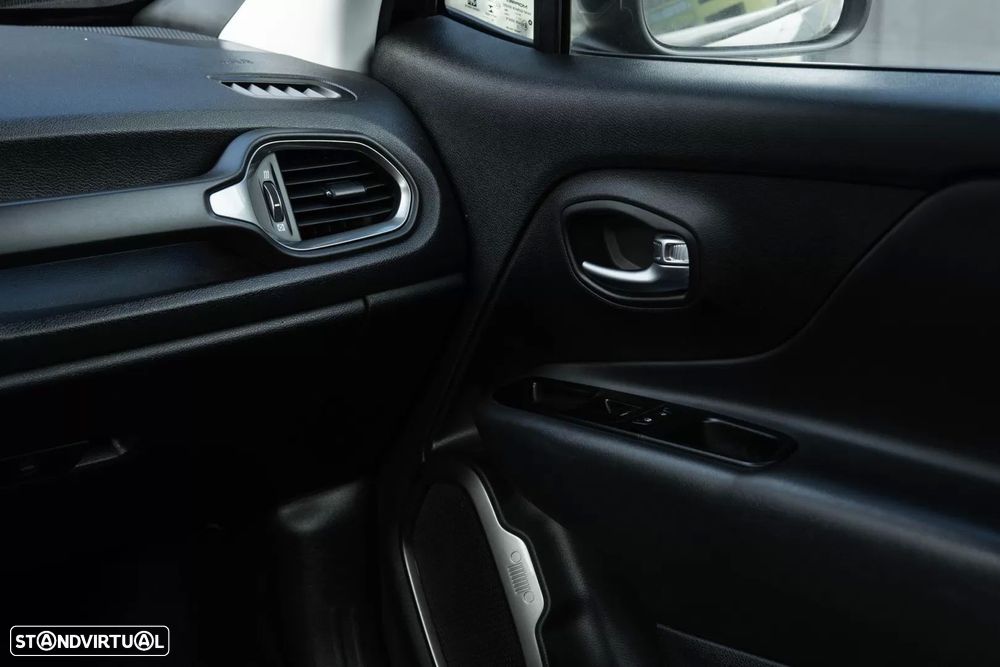 Jeep Renegade 1.6 MJD Limited DCT - 19