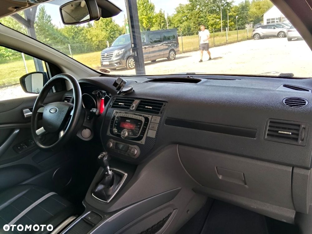 Ford Kuga 2.0 TDCi 4x4 Titanium - 7