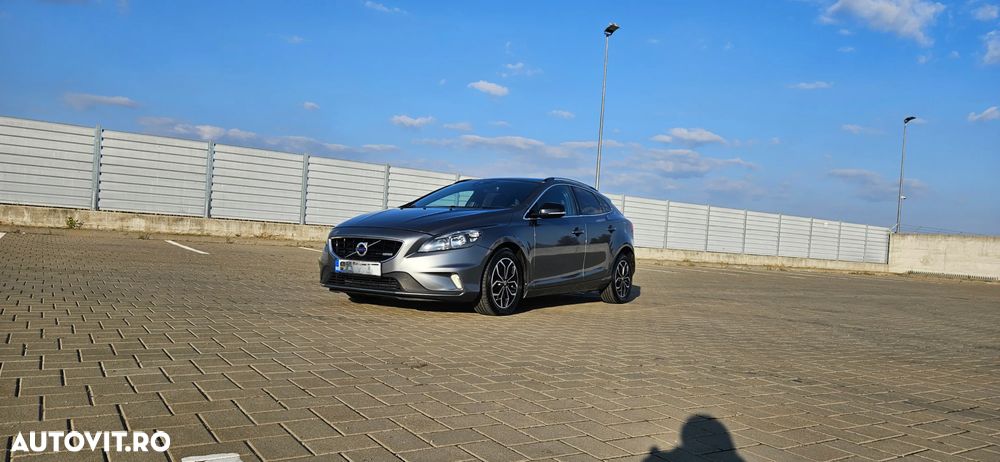 Volvo V40 D4 VEA R-Design - 5
