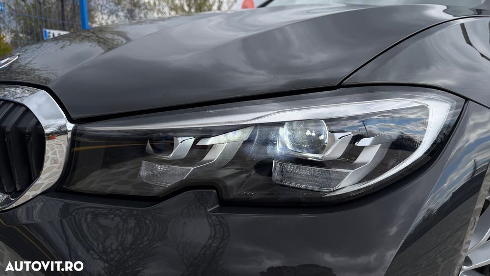 BMW Seria 3 320d xDrive Aut. Sport Line - 38